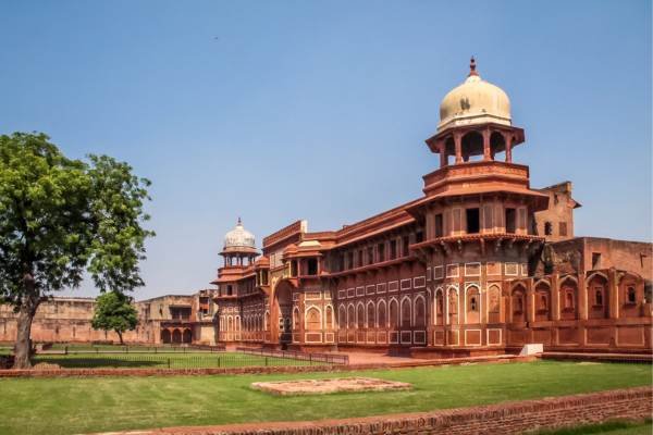 Sunrise Taj Mahal Tour by Car from Delhi (3)